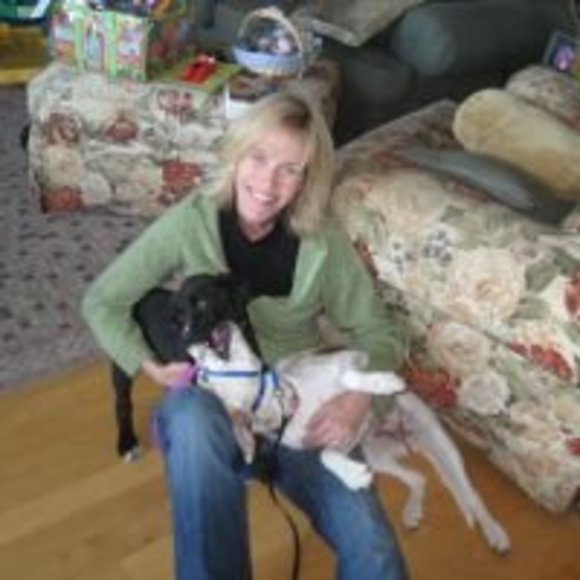 Meet your Posher, Christy - Picture 1 of 1